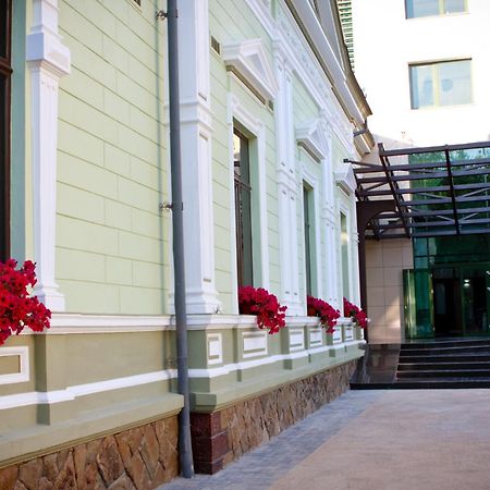 Hotel Belvedere Botosány Kültér fotó