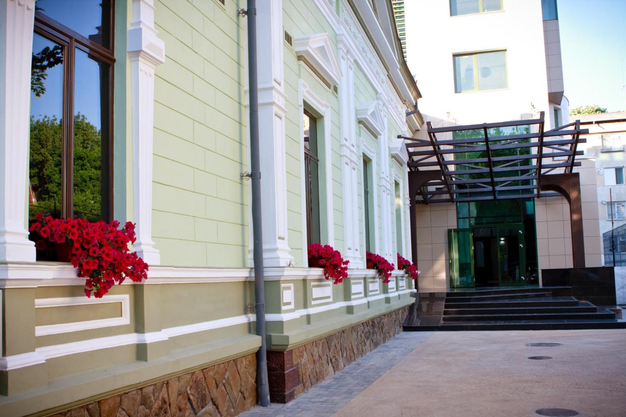 Hotel Belvedere Botosány Kültér fotó